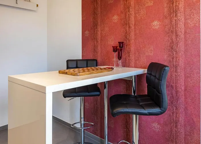 Stachel B Apartment *